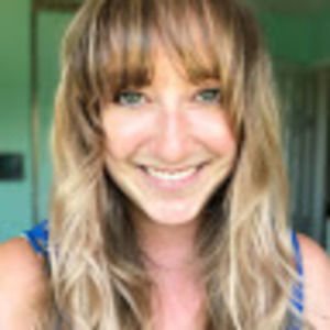 Meet your Posher, Alexandra